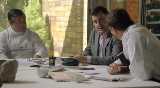 AlbertoArcosWeb's tweet photo. Ay @hec_toret ,tienes q ver #CookingUpATribute (docu sobre la gira americana d @CanRocaCeller )...!!
@mataderomadrid https://t.co/Z863LArhEa
