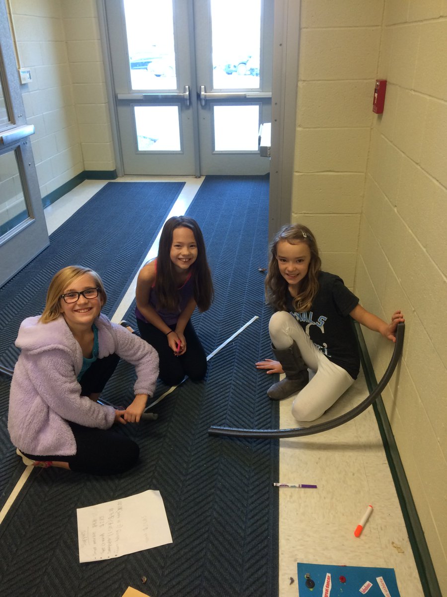 JillEltiste's tweet photo. Designing roller coasters that work! #forceandmotion #successisfun #trial&amp;error https://t.co/mmt6oL5frb