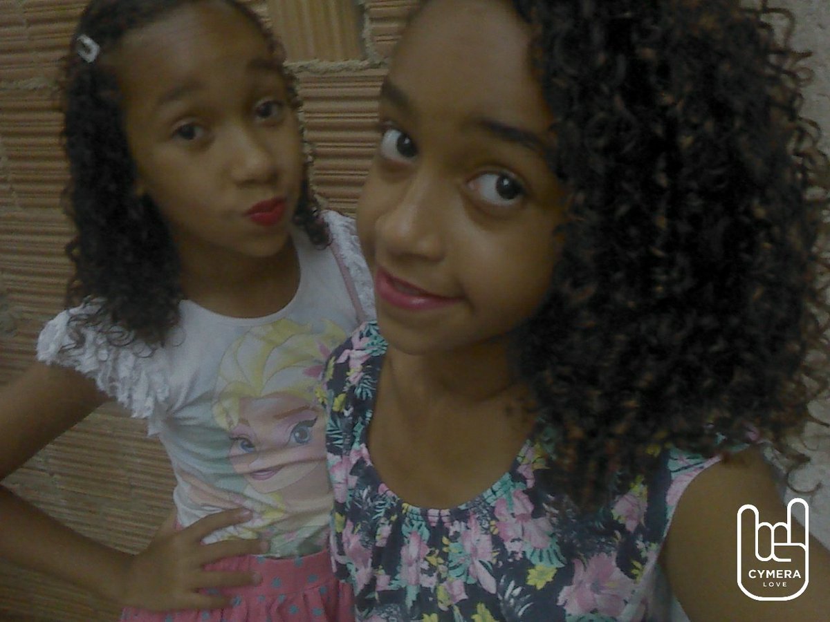 Eshelley_kawany's tweet image. #cymera Festinha na escola ! #FESTADEENCERRAMENTO