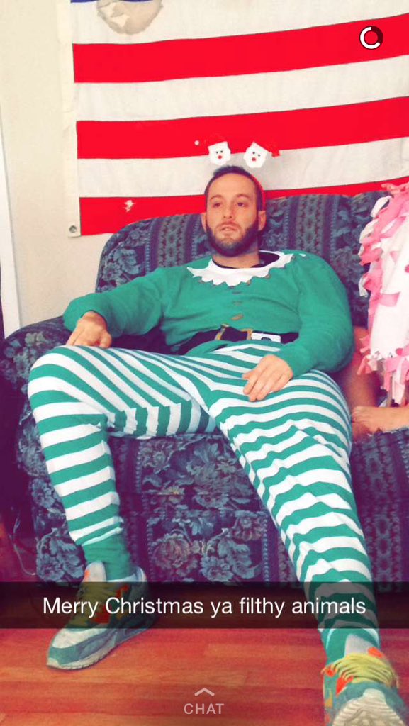 TheLoveShackk's tweet photo. I think it's safe to say love shack Christmas festivities were a success. Greatest group of friends on earth https://t.co/WZsVFE3O7v