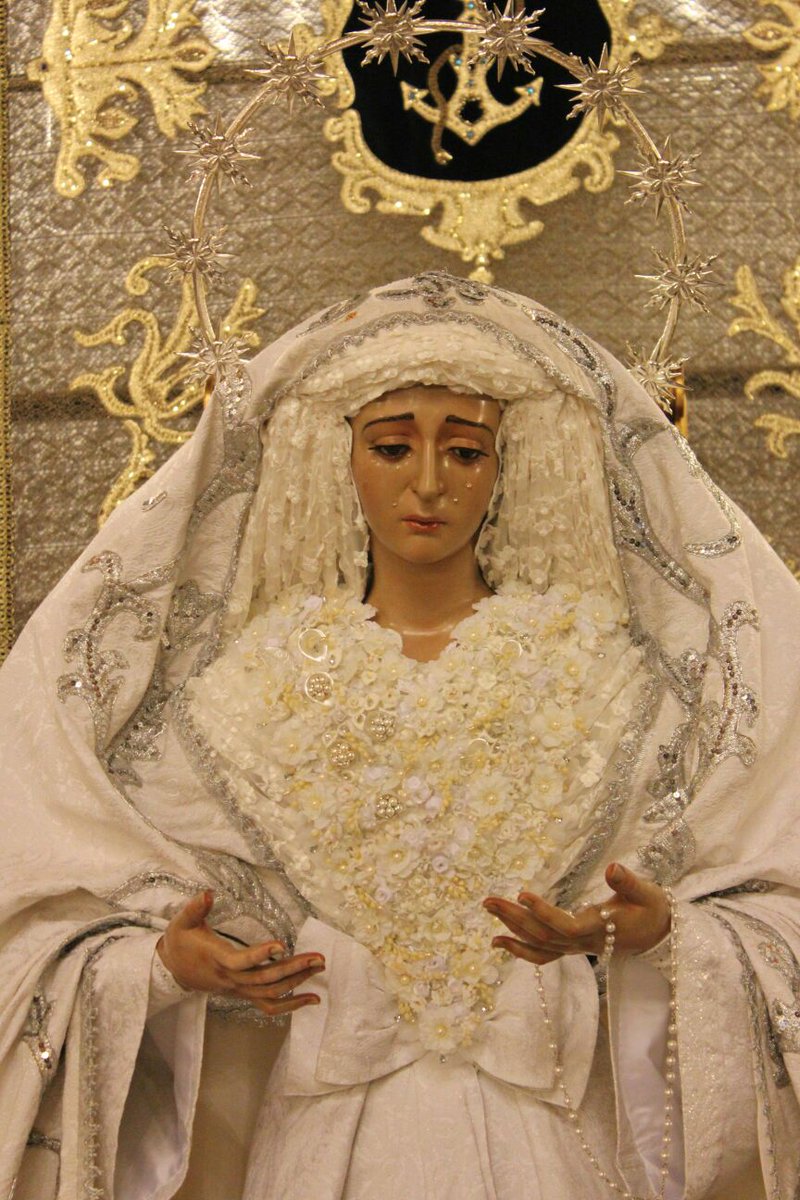 H_ColumnaRonda's tweet photo. La Novia de Ronda ya espera a su #SemanadeEsperanza https://t.co/ToJX5UFOeC