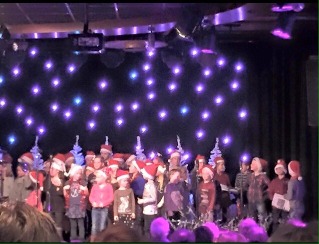 Concert Popkoor #kcdebolster. Wat een talent en enthousiasme!!! Ook leren buiten school !!!