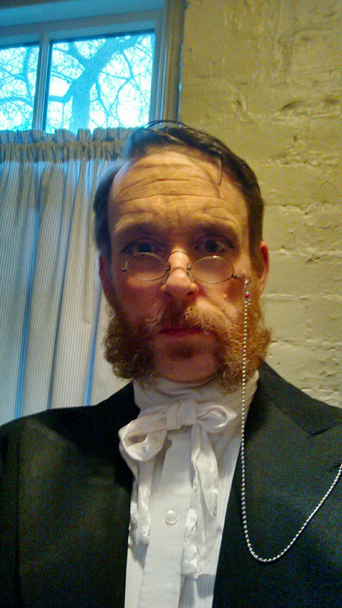 _plinth_'s tweet image. Ready to #buttle