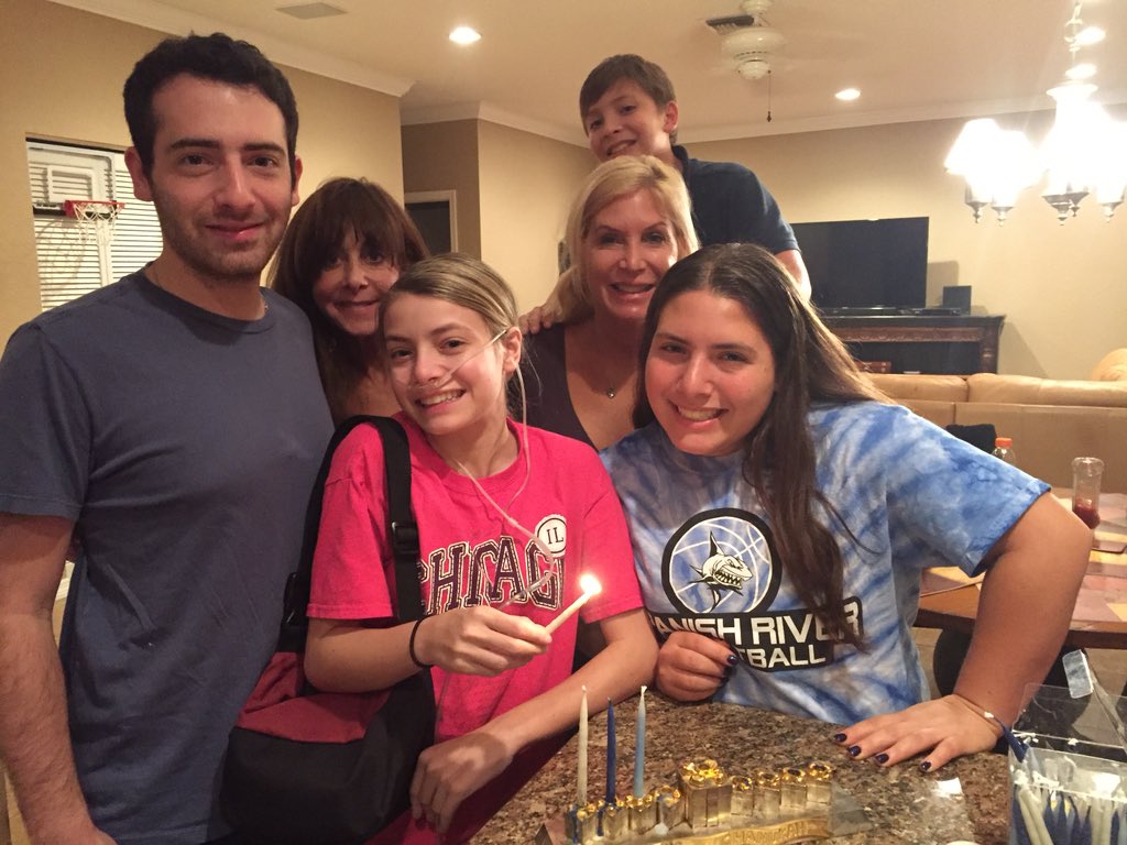 Happy to celebrate Hanukkah with my family❤️