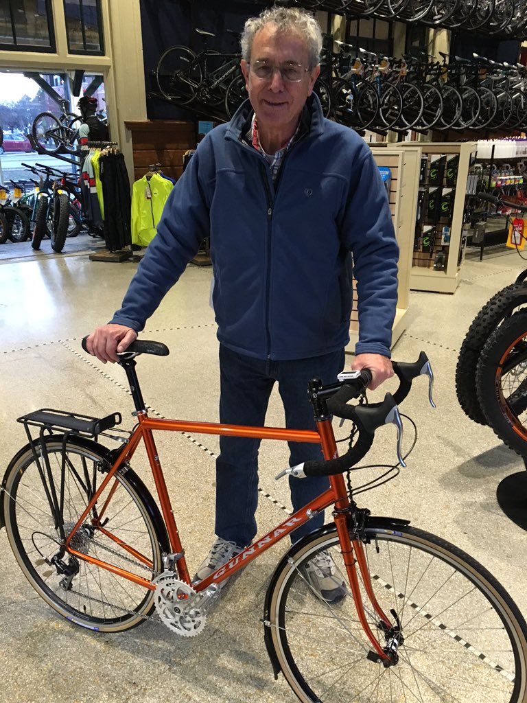 MoMoBicycles's tweet photo. Brand new #Gunnar custom build going to a good home. #RideMoMo https://t.co/aptFIVD6wP