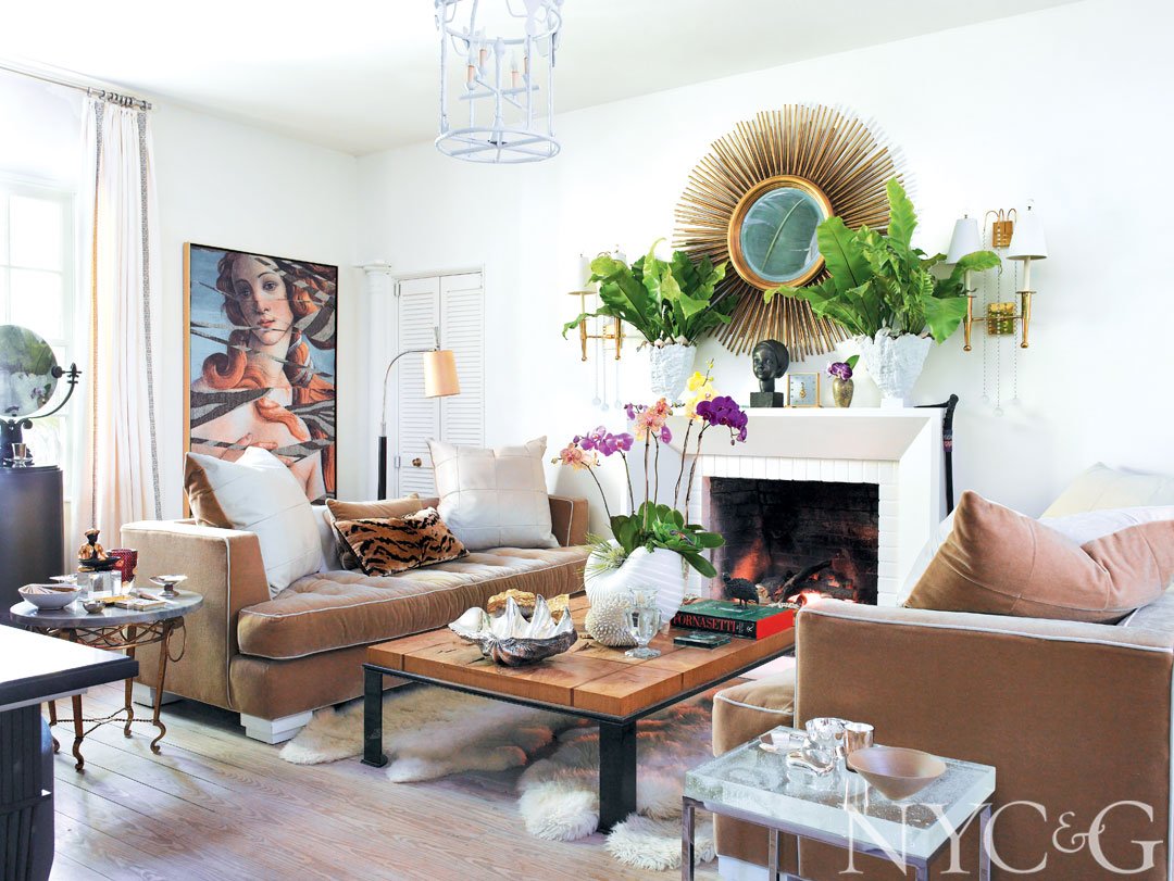 NYCandG's tweet photo. Inside Larry Laslo's Vibrant Palm Beach Cottage. https://t.co/GmI0W1YMXg https://t.co/TwbCaUKMKA