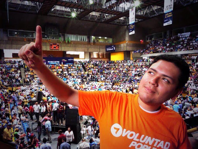 LesterToledo's tweet photo. Feliz cumpleaños a nuestro hermano @rosmitm. Seguiremos luchando para regalarte la LIBERTAD que mereces. ¡Fuerza! https://t.co/7W1J1zTLj7