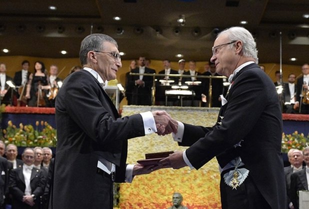 Aziz Sancar Nobel'i Anıtkabir'e götürecek buff.ly/1jTTkkF