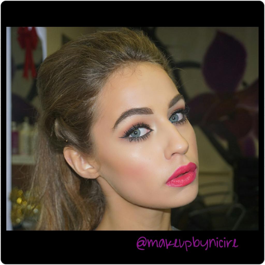 Not everyday I have the pleasure of doing make up on <a href="/thaliaheffernan/">Thalia Heffernan</a> for one of her latest photoshoot😍