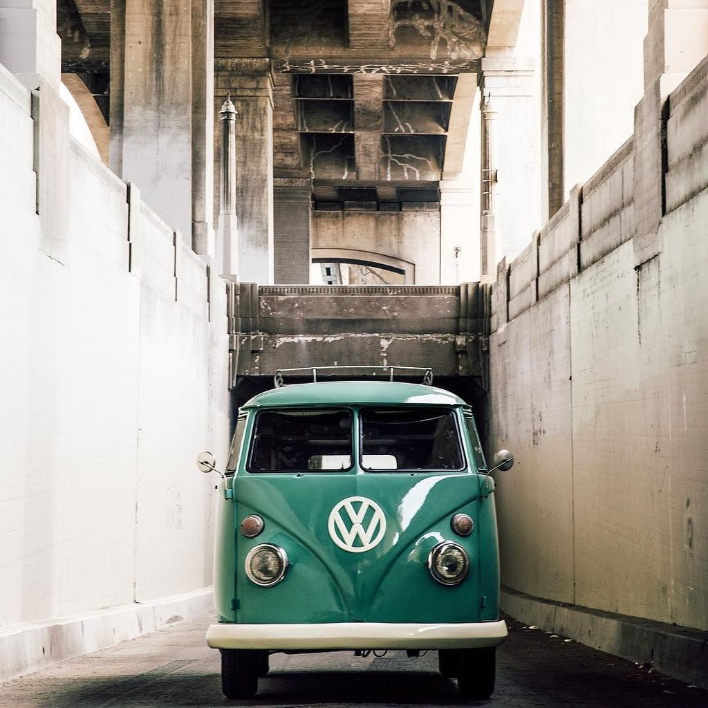 hex_brand's tweet photo. #theHEXbus emerging on #VWednesday. #HEXplore #splitty #aircooled #vwlove #vdub #vw #vwbus https://t.co/sdcqszp37T https://t.co/sOB9sjdKgz