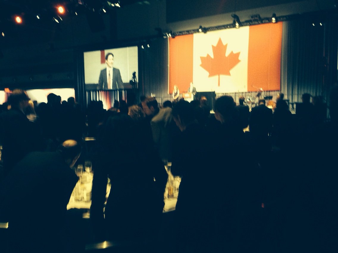 ian_campb's tweet photo. Standing ovation in honour of MMIWG at Liberal xmas gala https://t.co/xXF46V7G2w