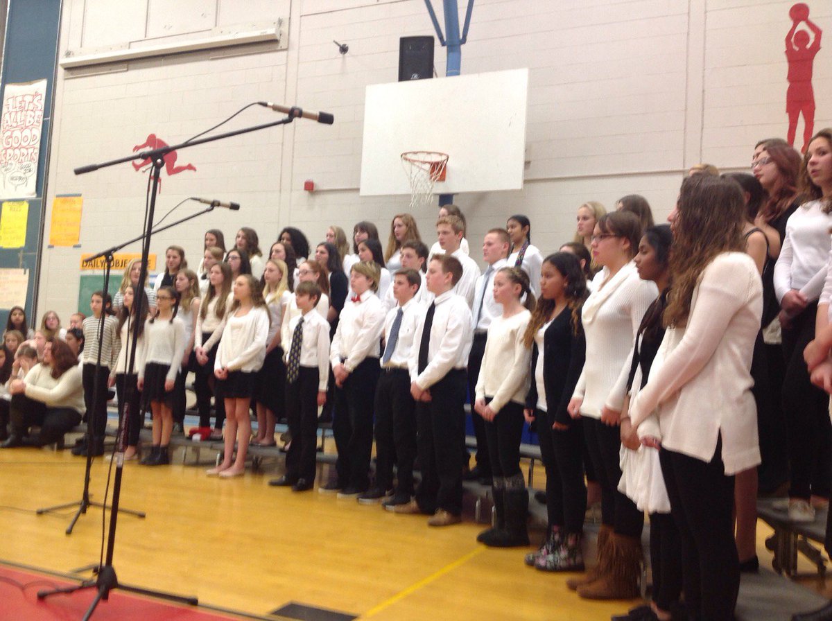 SMS_ADM's tweet image. Way to go 8th Grade Chorus! Beautiful singing tonight!