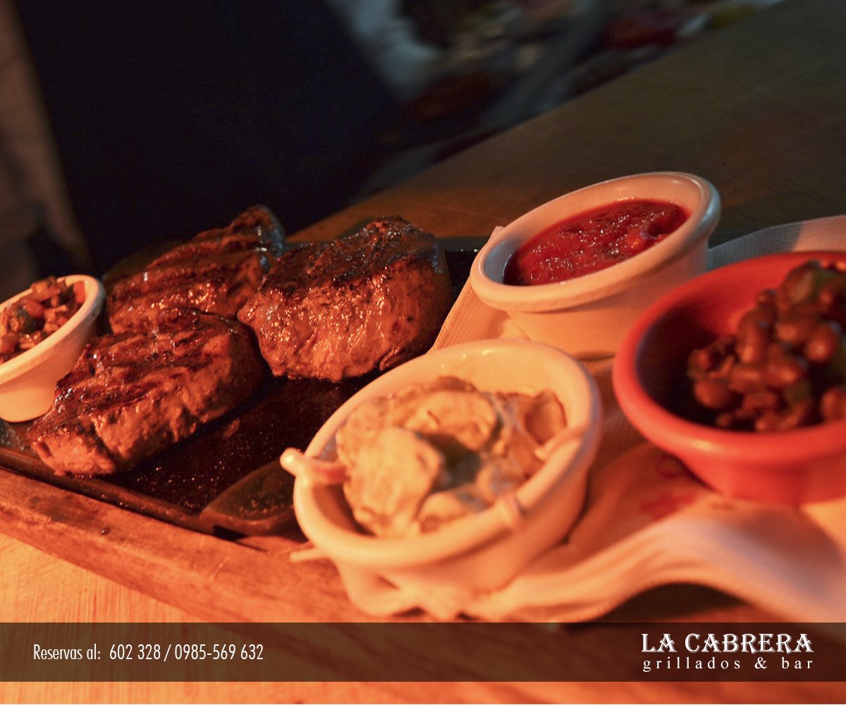 LaCabreraPy's tweet photo. Nuestra opción de hoy: el delicioso lomito con pimienta concasse. https://t.co/lqtVKIamFC