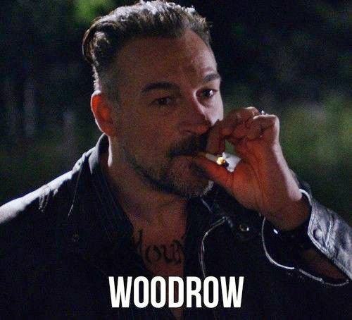 Monaper29's tweet photo. #WoodrowWednesday w #alekspaunovic Meet Woodrow, a bit of a douchebag in #schooloffish @CuddlePuddleNat  Love ya ;) https://t.co/t9EqcZGHyl