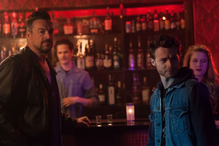 Monaper29's tweet photo. #WoodrowWednesday w #alekspaunovic Meet Woodrow, a bit of a douchebag in #schooloffish @CuddlePuddleNat  Love ya ;) https://t.co/t9EqcZGHyl