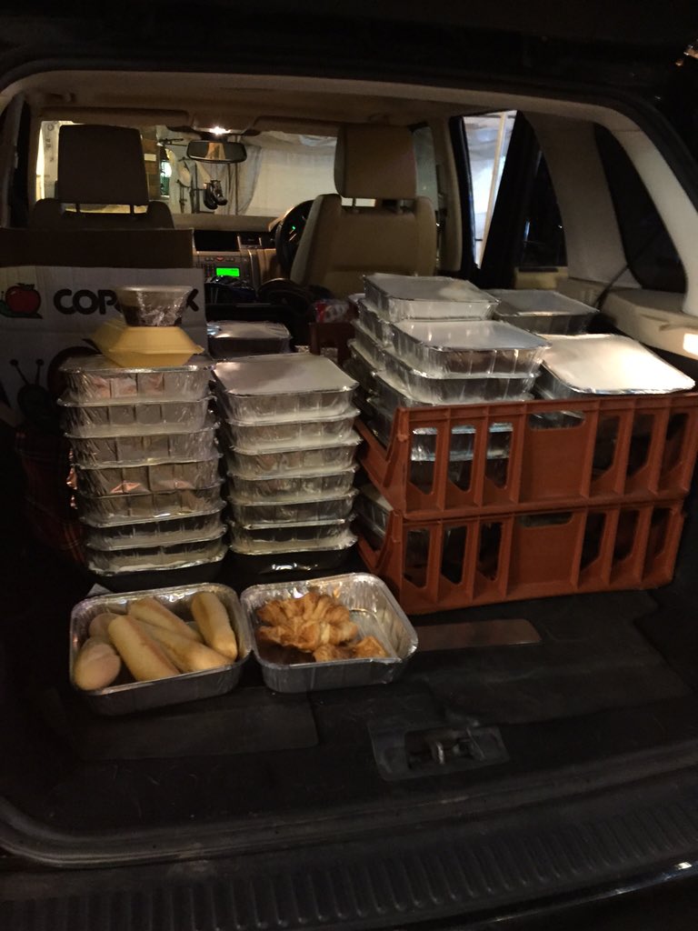 LightProjectLDN's tweet photo. @Deliveroo come on our next run taking food to the homeless! @tosseduk @CamdenMarket @SohoSandwich @dailyexpressuk https://t.co/gJkGCQyjrn