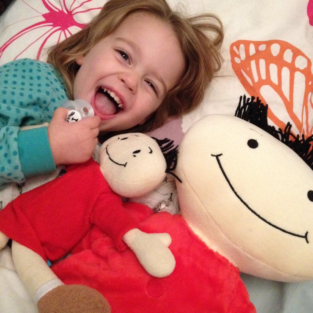 Eef_online's tweet photo. Feestje in bed! #schanulleke https://t.co/42r3918qtv