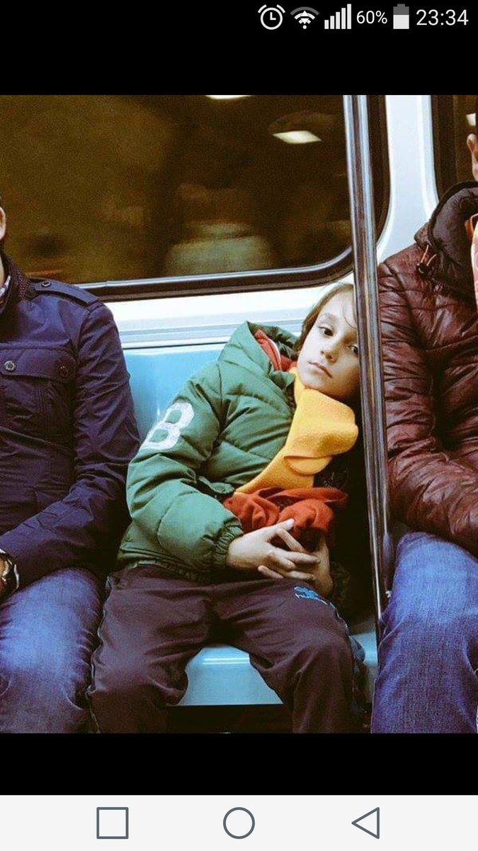 EnesYamur7's tweet photo. Şu çocuğun yüzü gülmüyorsa! Sizin yüzünüzden..@yilmazburak17 @Olcanadin @UmutBulut19_  @TarikCamdal77 @emrecolak1010 https://t.co/kFw3796jzE