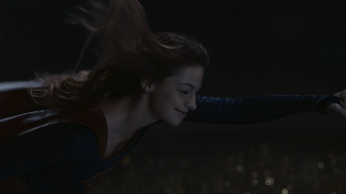 SgirlBR's tweet photo. Acabamos de assistir o episódio. Está superemocionante!!! ♥ #Supergirl #HumanForADay https://t.co/s82cG8Ef77