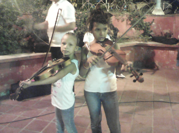 llavemusical's tweet photo. Estudia música en Venadillo, #Gratis Instrumentos de viento, Piano, Coro, Violín, Guitarra.
https://t.co/4y1EzSd1yO https://t.co/kbTlrzCbZg