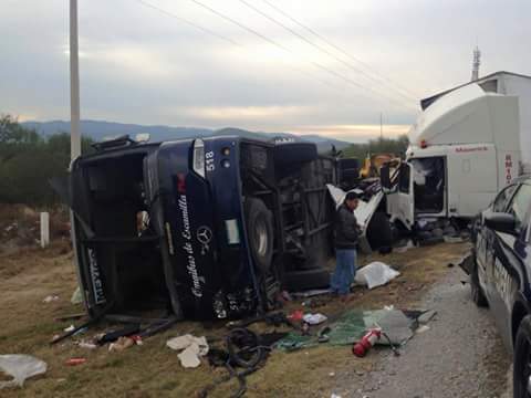 Carambola trágica en San Luis Potosí - CV0N6jMUkAATM02