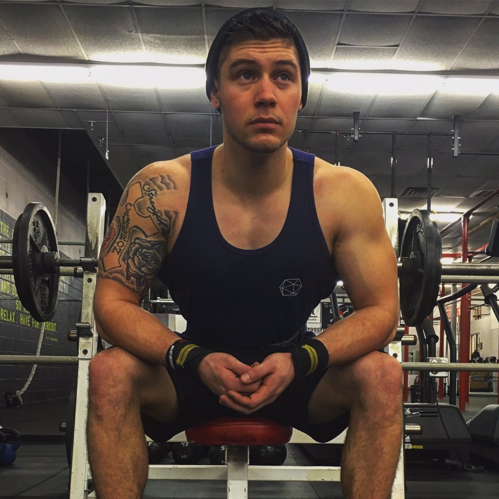 PushProgression's tweet photo. Whatever you do, don't give up. Nick killing chest day in our navy tank! Get yours at https://t.co/d2ZStZzRm2 https://t.co/SEP0zEBxGx