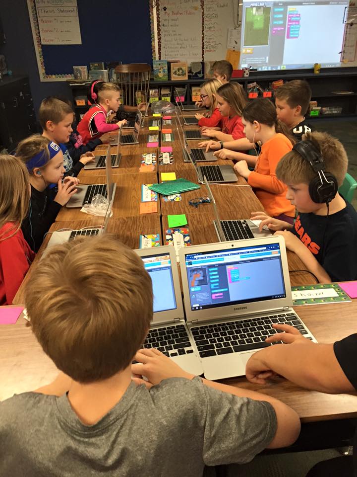 CF_schools's tweet image. Orchard Hill students participated in #codeiowa #hourofcode #problemsolving #criticalthinking #everystudenteveryday