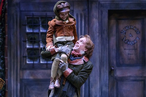 Join us for the magic of A CHRISTMAS CAROL! Call 780.425.1820 or ow.ly/UEIpn For Tix! #yegtheatre