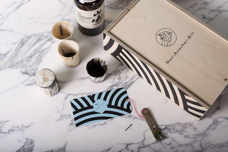 Purveyors of mailbox indulgences <a href="/notanotherbill/">Not-Another-Bill</a> mix up Christmas with their curated hampers we-heart.com/2015/12/09/cur…