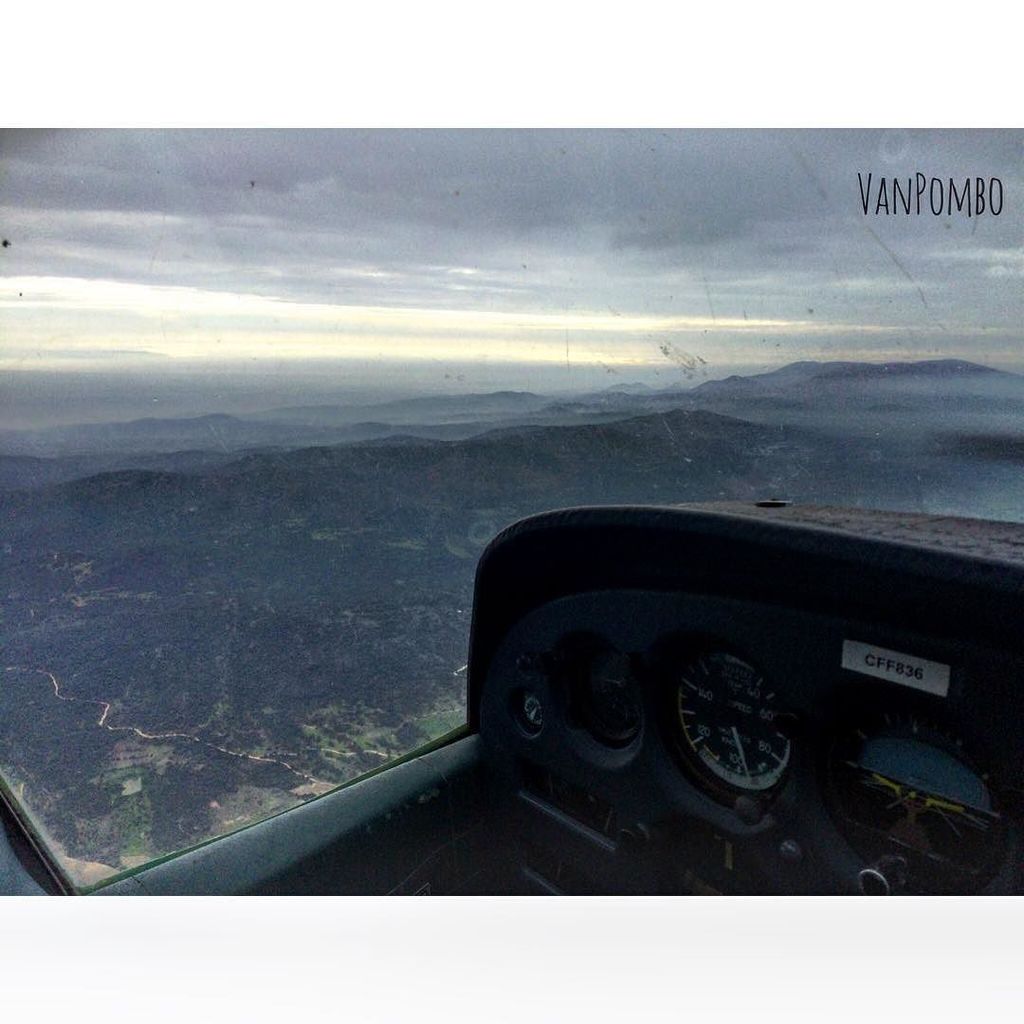 DeltaBravo33's tweet image. Instagram : by vanpombo - To these memories I will hold 🌟. ----------------------------------#gopropilots #studentp…