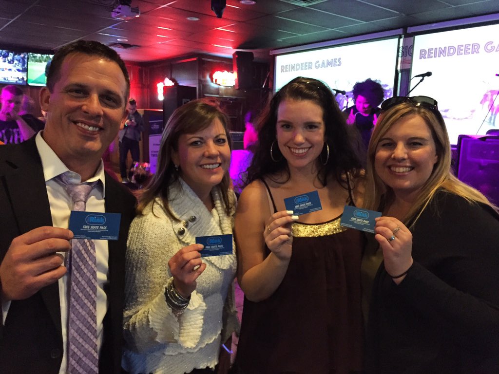 therinkhtc's tweet photo. WINNERS! Thx @PubTheoIndy 4 letting us party w a purpose! https://t.co/L3hNA9tszd https://t.co/TavlHrPWPK