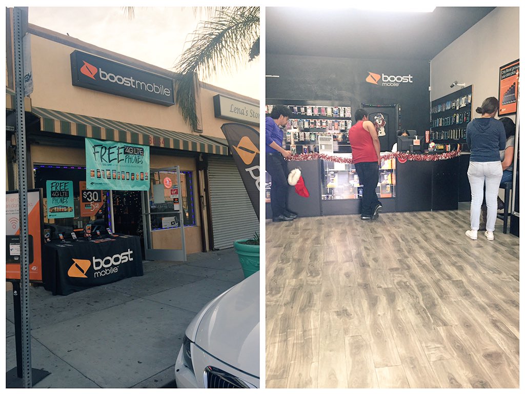 MYP81's tweet photo. #CellularExpress driving sales urgency into the store! @Jenhustle976 https://t.co/sL3joVao0l