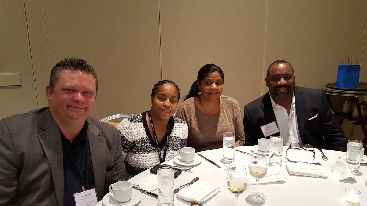 InUrbLdr's tweet photo. Networking #PHLsummit https://t.co/xEXz8sTx8y