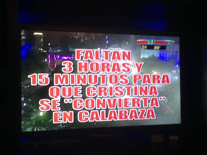 capochatv's tweet photo. Las placas de cronica.. https://t.co/M38AbRxWlV