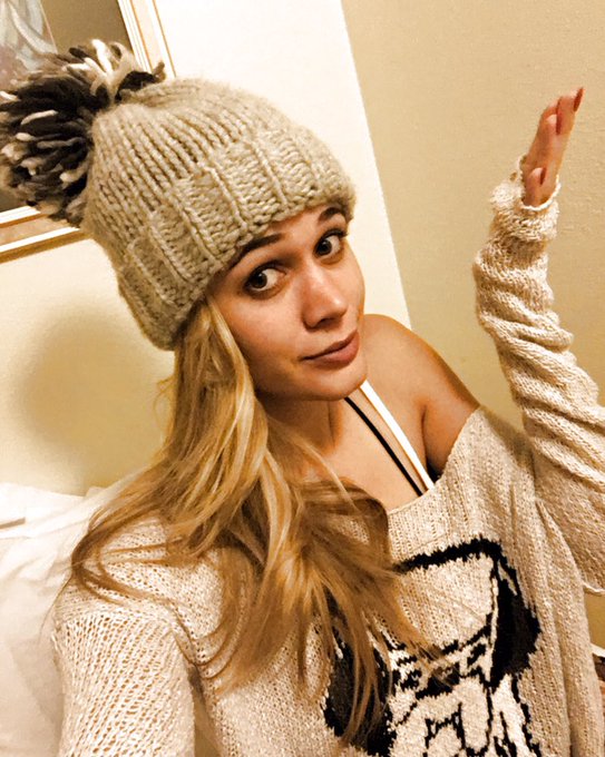 Because why not? #nomakeup #nofilter https://t.co/dtReDUu787<a href="/tag/nomakeup"class="tags">#nomakeup</a><a href="/tag/nofilter"class="tags">#nofilter</a>