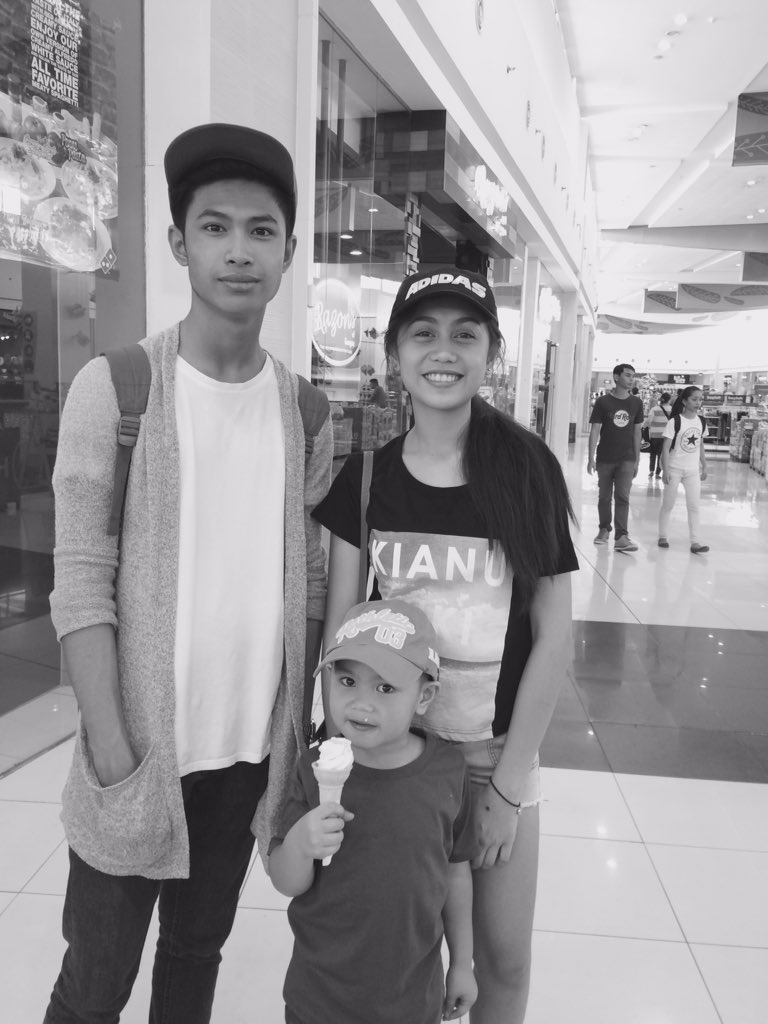 ohitsmenathalee's tweet photo. siblings🙈👀 https://t.co/bLRuSzU1du