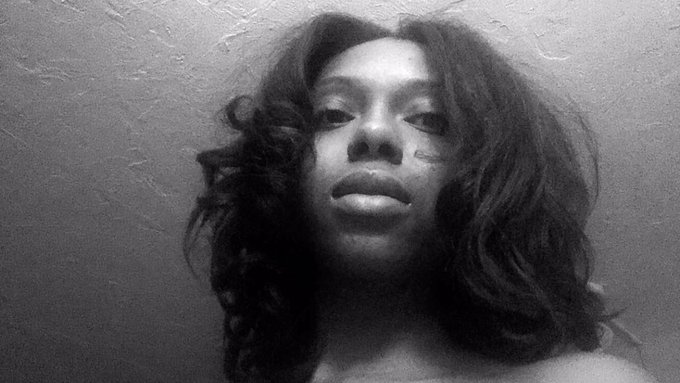 Watch Crump's leaked NSFW photo on TwXstars