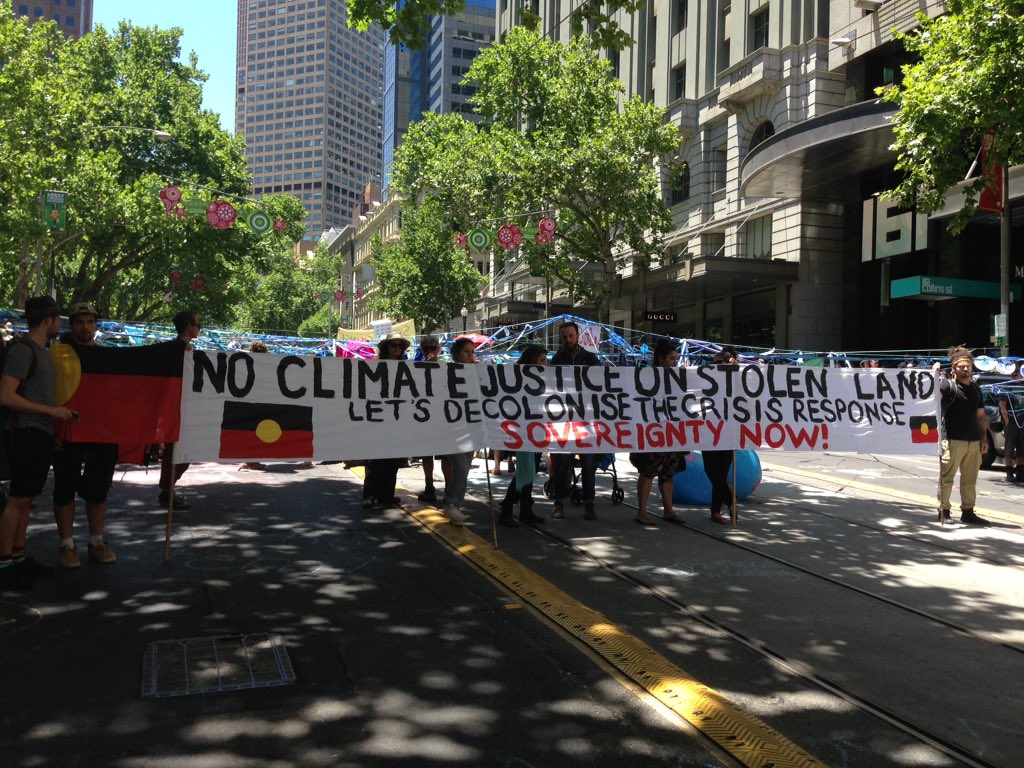 taniahaimon's tweet photo. Epic demonstration on Collins at today for #FloodTheSystem https://t.co/ca219cHGQY