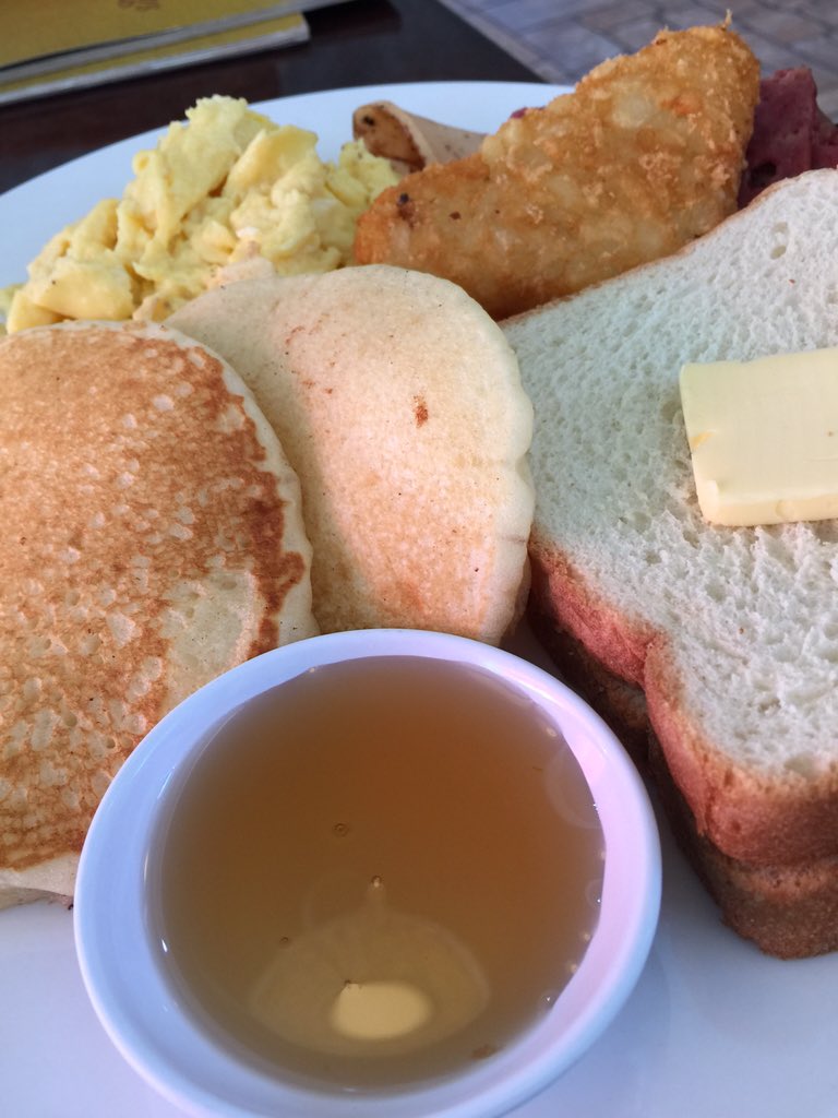 jetling_212's tweet photo. ๆฉ้ค+้ๅฐๅทจไบบ๐ #eggxtra https://t.co/8QpvFI0OeG