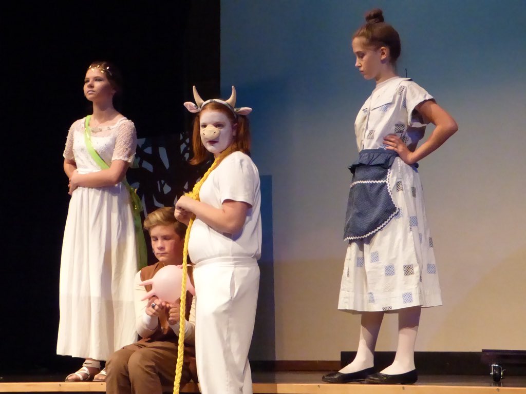 A few more pics from #IntoTheWoods