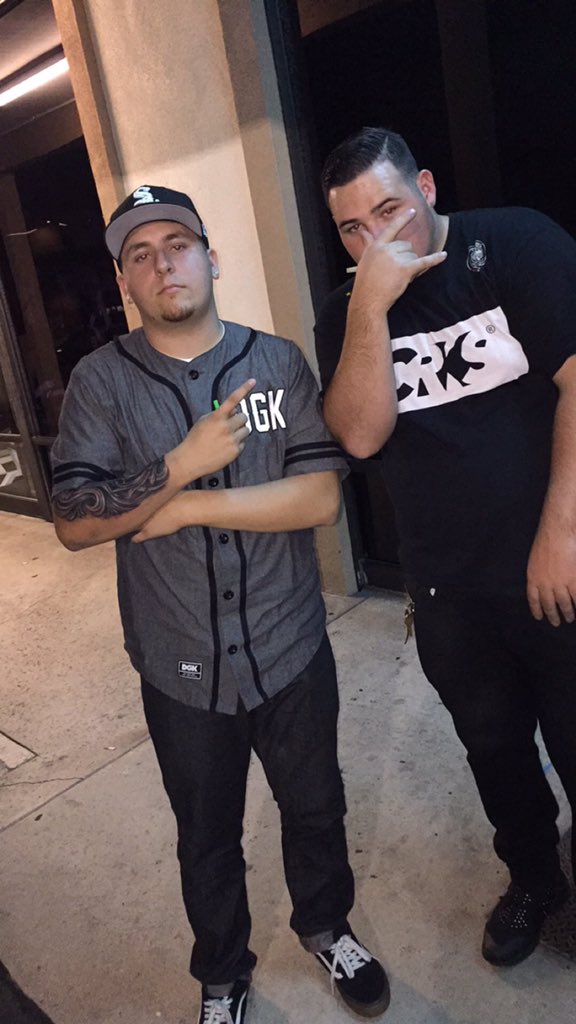 Cashoutap's tweet photo. Tb with my boy @Danny_TMT #LIT #TheGrindTeam https://t.co/LIvceX3cLv