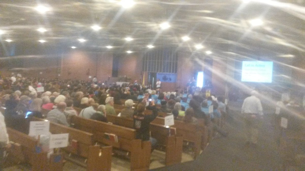DavidWhiteheadC's tweet photo. 1400 leaders in md asking 6 officials yes/no pledges on childfirst and aff. housing get em @AIMforPower #aimaction https://t.co/NPdfZiSexU