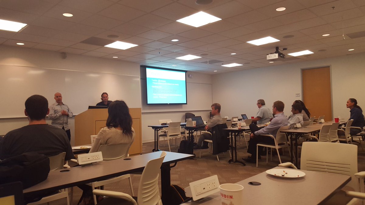 dharkangel's tweet photo. @tomcastiglia @sharepoinTony @givenscj preaching the good word of #SharePoint @Office365 #msemployee @sanspug https://t.co/86HE8LF88l