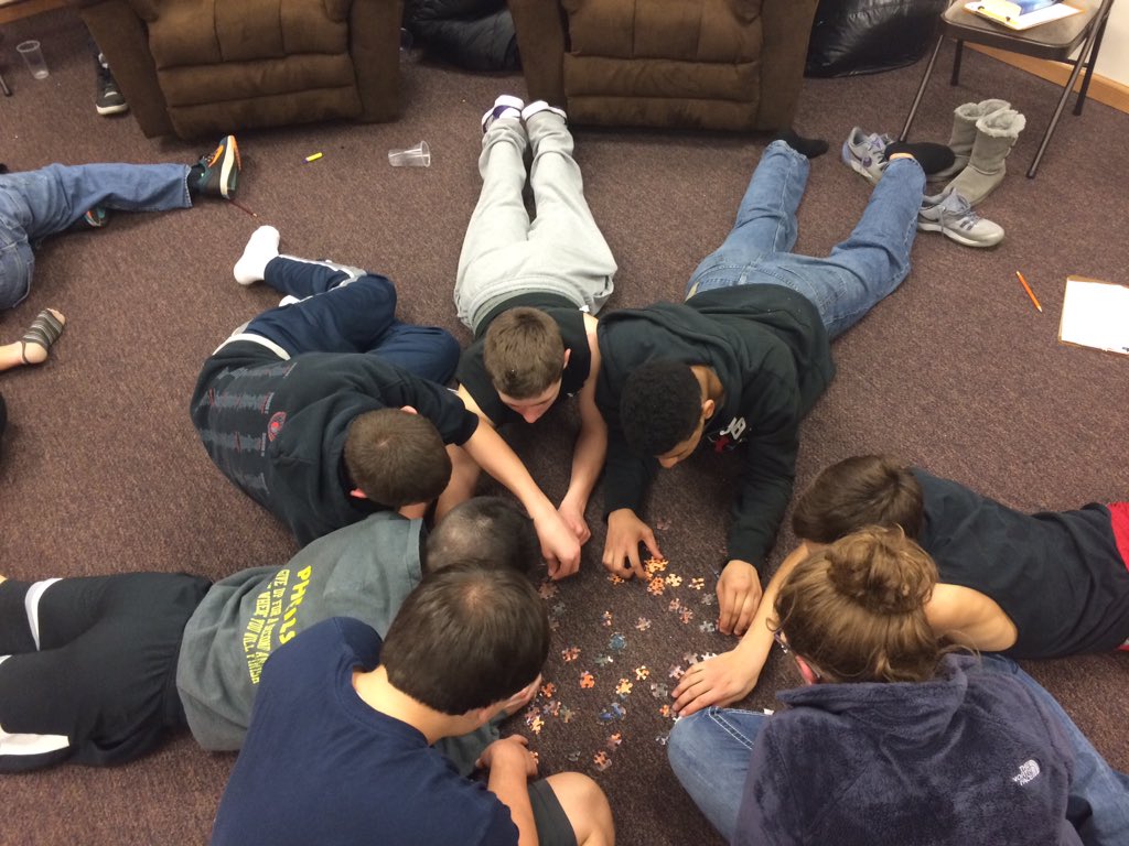 FUMY_youthgroup's tweet photo. Working as a team to put a puzzle together...realizing the significance of even 1 missing piece #lostsheepparable https://t.co/STUMNkOaFd