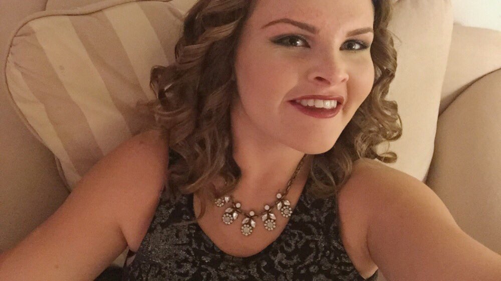 Settledownalbon's tweet image. @sdk_selfies hello 🙃