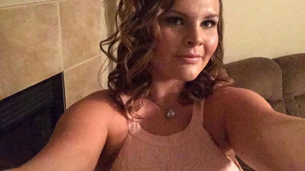 Settledownalbon's tweet image. @sdk_selfies hello 🙃