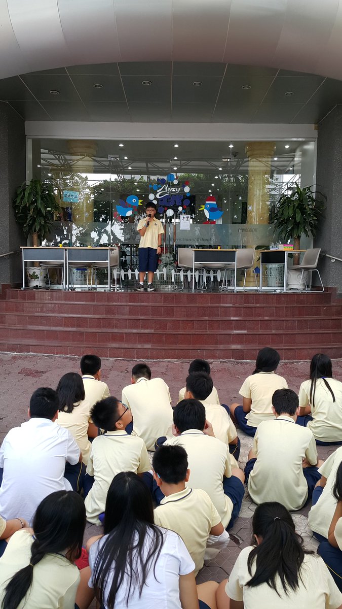 Quangn88143's tweet photo. Today, we had a practice assembly for our students performance tonight. Student monologues. #aismsrocks #amisvnfun https://t.co/q1ievkZqMX