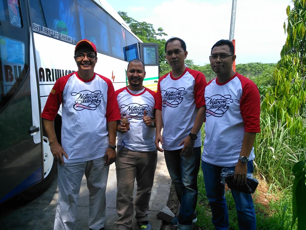 andry2510's tweet photo. #gtm_ndd2015 @GTM_NDD2015 restarea72 https://t.co/RLwxbBDZAT