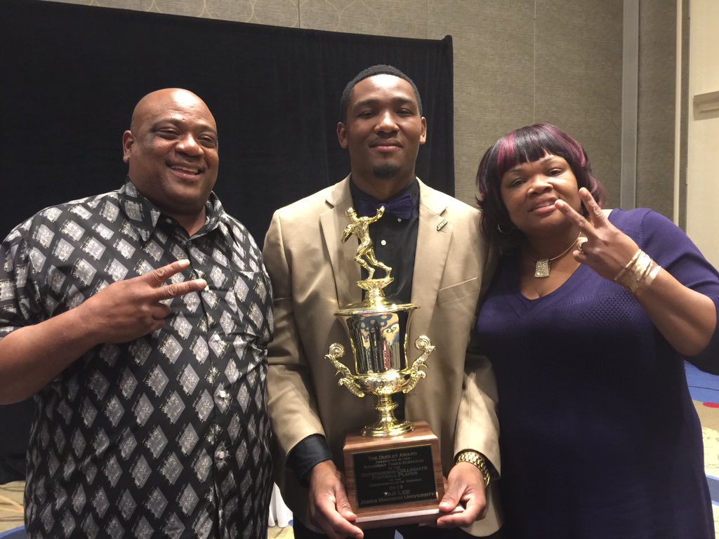 Lavaedeay Lee tweet media