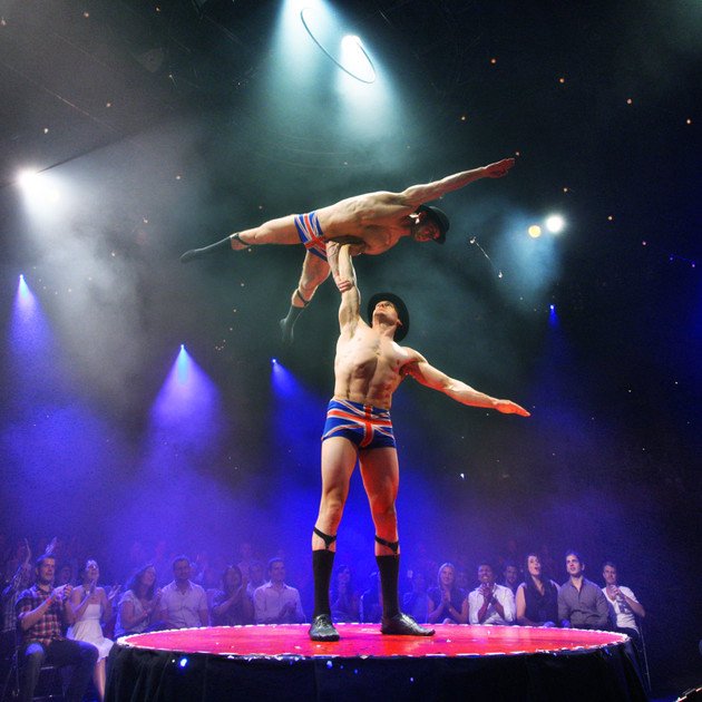 southbanklondon's tweet photo. Have you had your brain exploded by @lasoireelive yet? Then book now @southbankcentre ---> https://t.co/TVACpnm2rO https://t.co/w3JQGQ7bHs